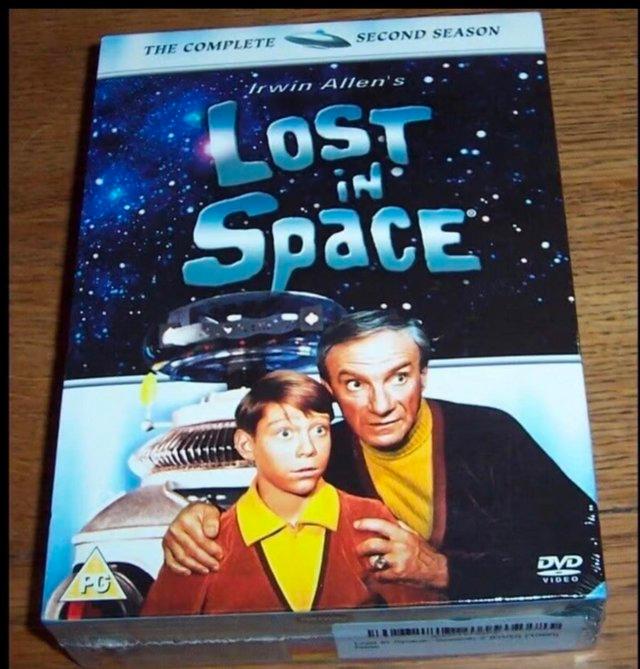 Preview of the first image of Boxed Set of Lost in Space..Series 2 in colour.