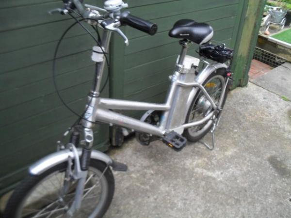 Image 2 of HEADWAY ELECTRIC BIKE ADULT SIZE 24 VOLT