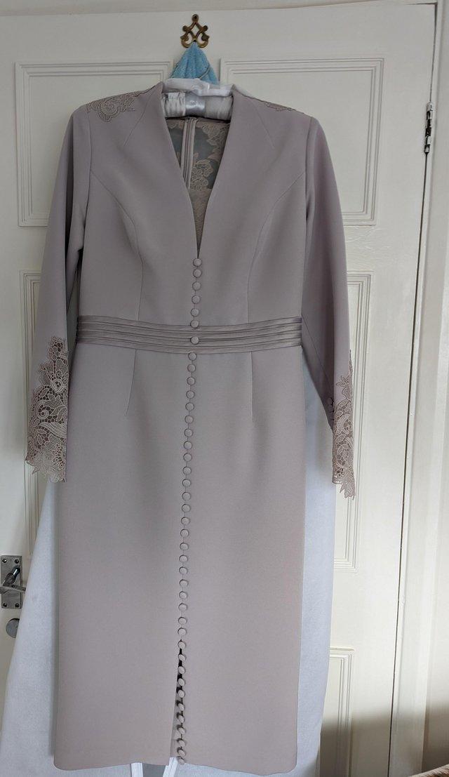 Preview of the first image of Stunning Veni Infantino mother of the bride coat dress.