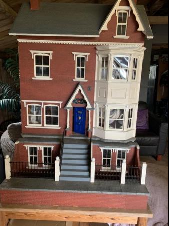 Image 1 of Dolls house mansion very large collectible