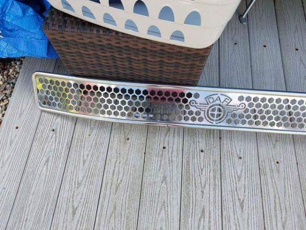 Image 3 of Very good condition daf front grill bar