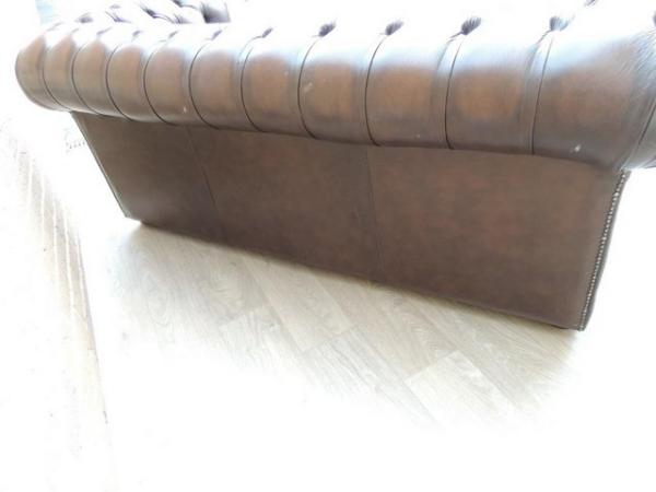 Image 12 of Chesterfield Fully Buttoned Sofa (UK Delivery)