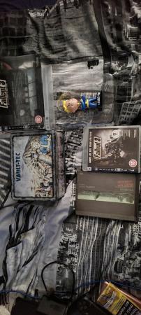 Image 3 of PS3 fallout collectors edition