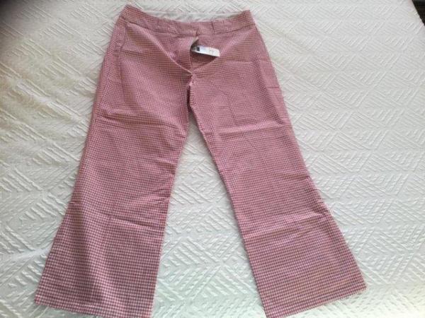 Image 1 of Next- cropped trousers........
