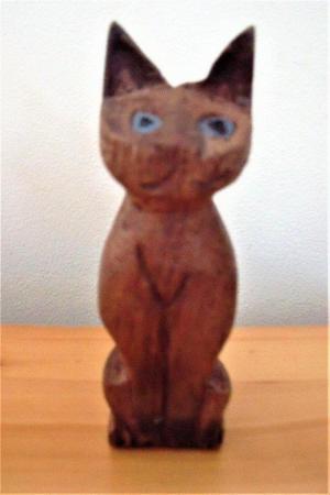 Image 2 of 2 wooden decorative items - cat ornament, light pull.