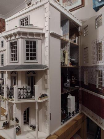 Image 3 of Huge 1/12 scale dolls house selling empty