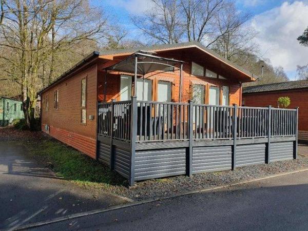 Image 3 of Spacious, Bright and Open Three Bedroom High Spec Lodge