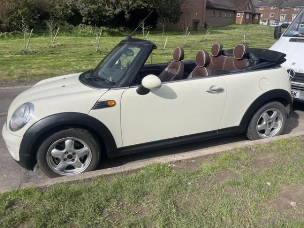 Image 1 of Mini Cooper ready for the summer