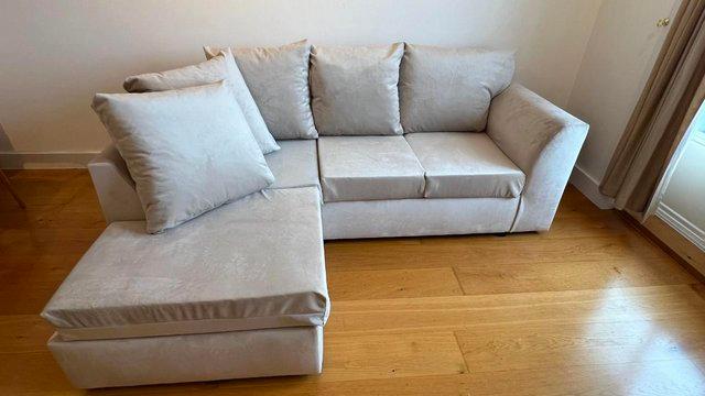 Image 2 of Brand New Plush Velvet Corner Sofa 3/4 Seater