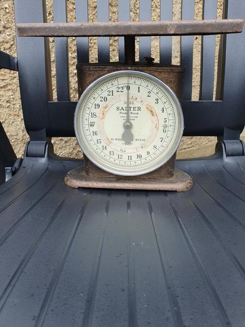Preview of the first image of Vintage Salter Postal Scales No: 52.