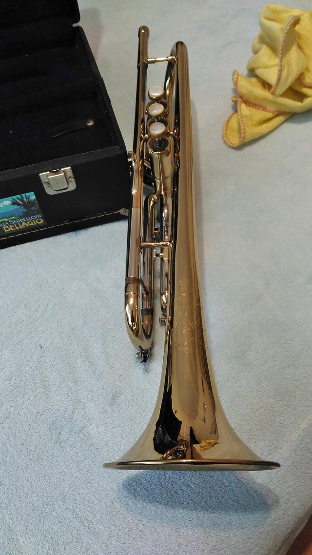 Preview of the first image of Trumpet Conn Brass Laquered.