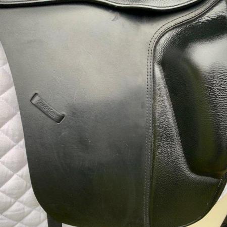 Image 10 of Kent & Masters 17” S-Series Dressage saddle