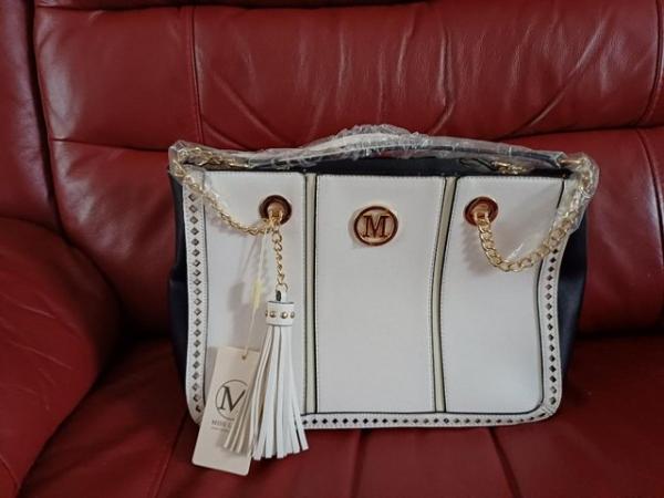 Image 2 of Never been used Miss Lulu Ladies Handbag