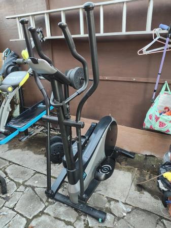 Image 3 of Gym equipment in very good condition
