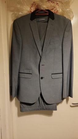 Image 2 of Man's grey suit, slim fit