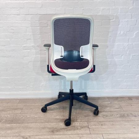 Image 2 of orangebox do mesh chair - PINK / WHITE / BLACK