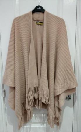 Image 1 of New Women's Wallis Collection Ribbed Shawl Pale Pink