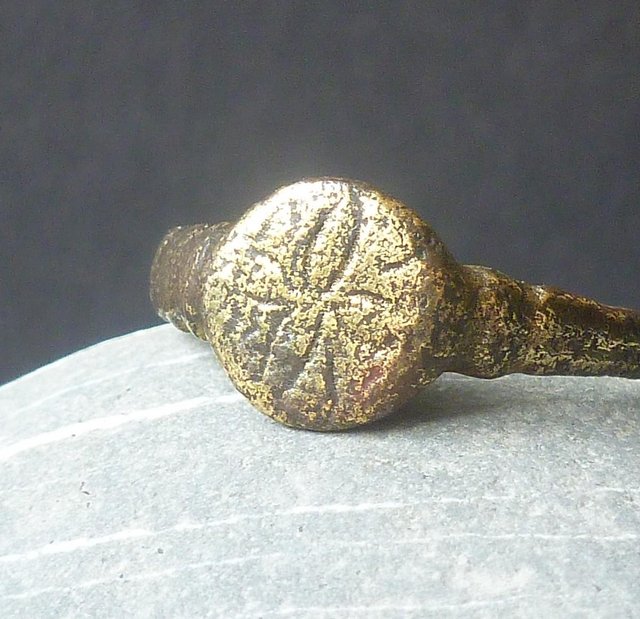 Preview of the first image of Ancient Antique Genuine Medieval Bronze Ring (5125).