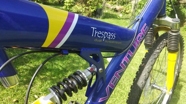 Image 6 of Trespass Venture Mountain Bike 18 speed. 26 inch wheels