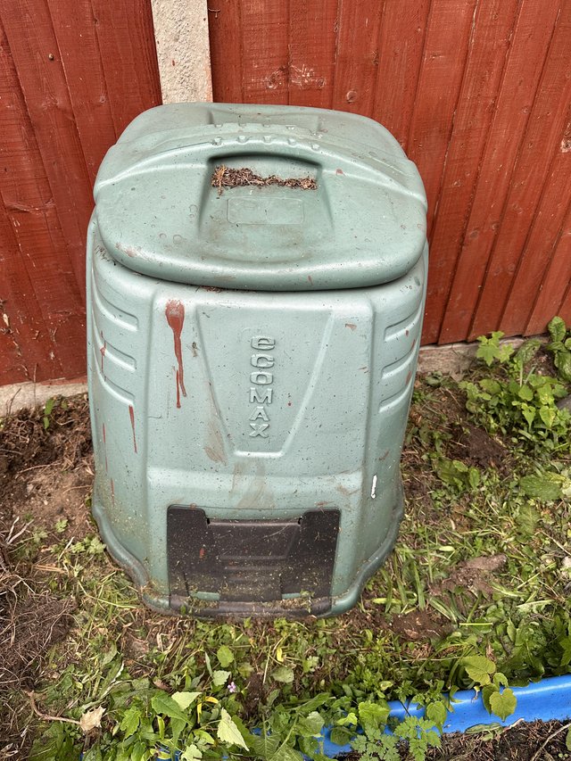 Preview of the first image of Green Compost bin large.