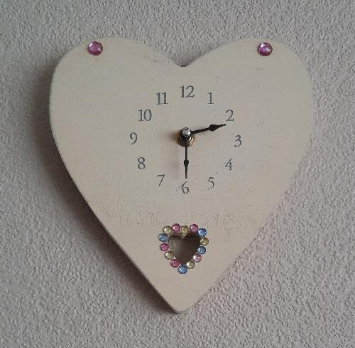 Preview of the first image of Lovely Wooden Love heart Clock With Gem Decoration   BX5.