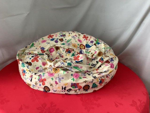 Preview of the first image of Childs bean bag, removable cover.