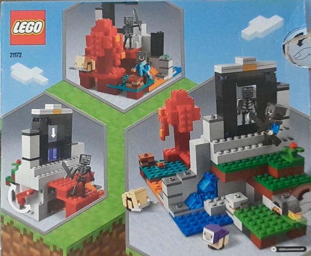 Preview of the first image of LEGO - Minecraft - as new.