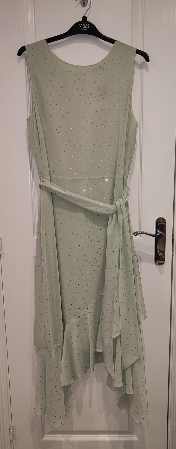 Preview of the first image of BNWT Women's Wallis Green Sparkle Lined Sleeveless Dress UK.