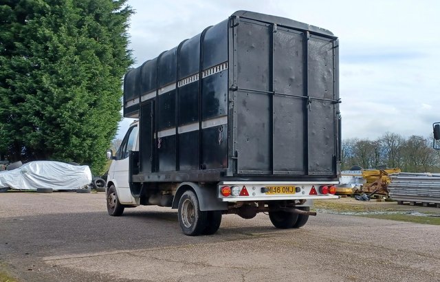 Image 3 of Ford Transit 3.5T Horsebox for sale