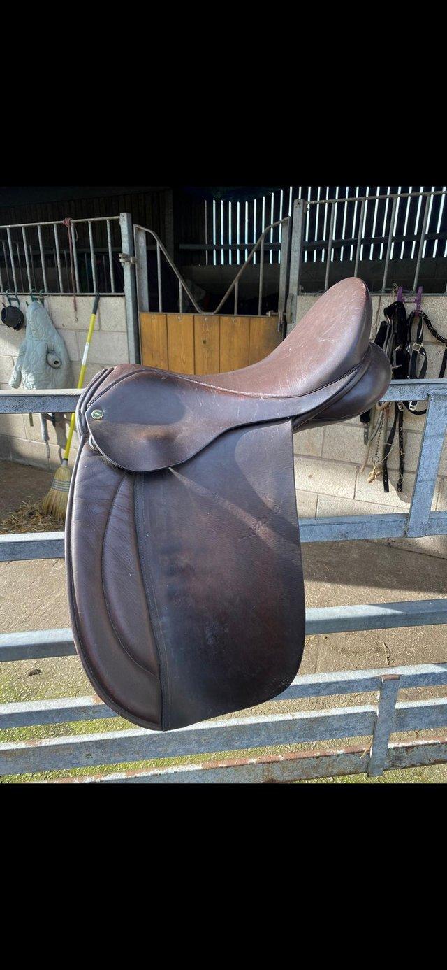 Preview of the first image of Santana brown leather saddle 17 1/2".