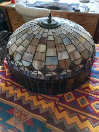 Image 2 of Tiffany lamp and fitting