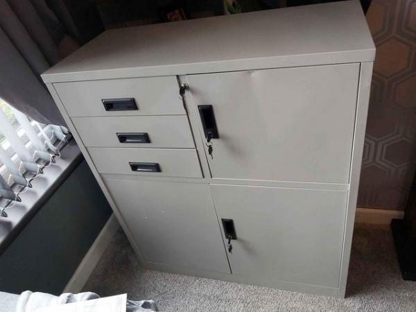 Image 1 of Lockable office storage cabinet