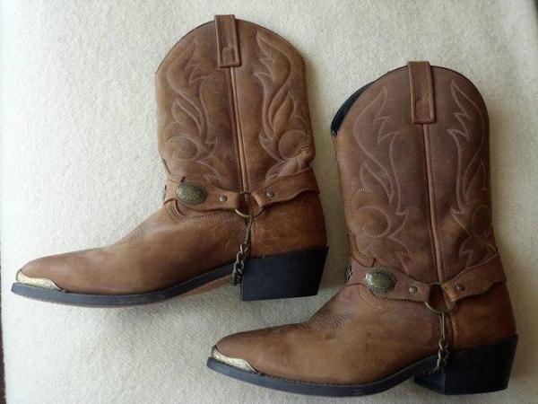 Image 1 of Brown leather look western style pull on boots