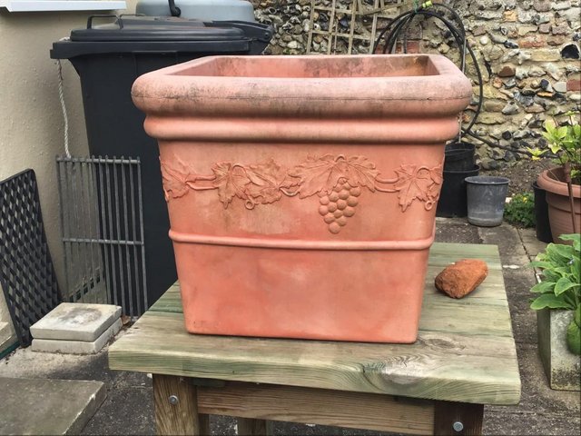 Preview of the first image of 3 CeramIc planters and one large resin planter from £11.
