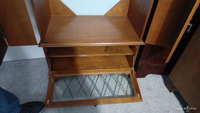 Image 3 of Cabinet with folding doors for sale