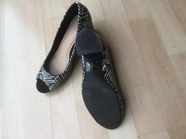 Image 1 of M&S ladie’s open toe shoose size 3