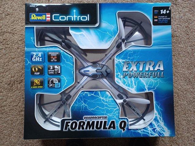 Preview of the first image of Revell Control Formula Q Large Quadcopter 23927.