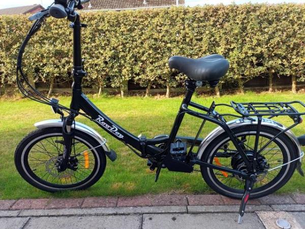 Image 3 of Folding Electric Bike in very good condition