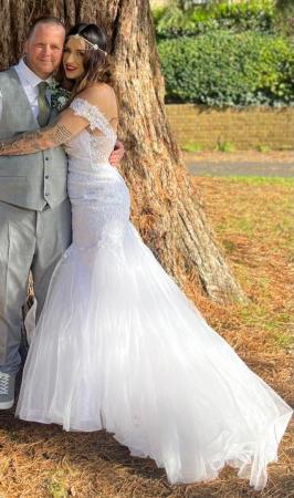 Image 3 of Month old beautiful wedding dress 12-14