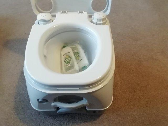 Preview of the first image of DOMETIC 972 CAMPING TOILET EXCELLENT CONDITION.