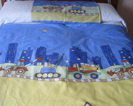 Image 1 of Boys Quilt cover and pillowcases