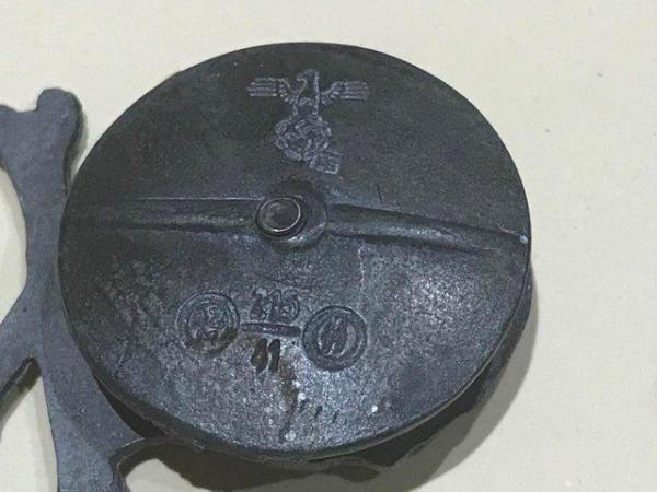 Image 4 of German military screw back badge of the SS