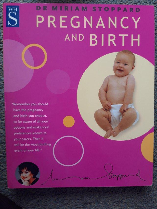 Preview of the first image of PREGNANCY BOOK- DR MIRIAM STOPPARD.