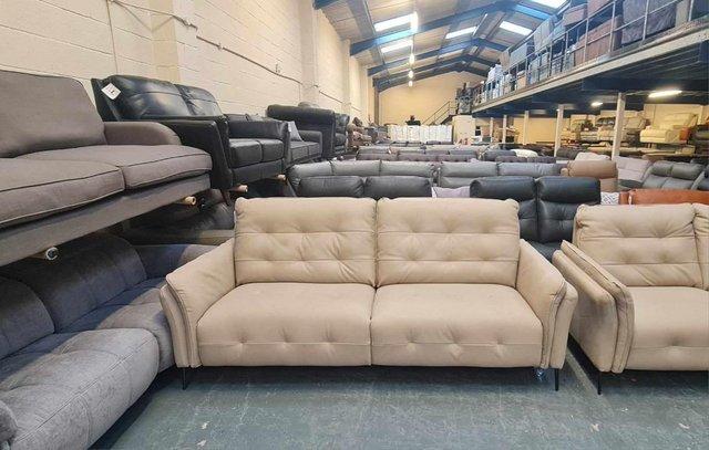 Image 10 of Bolzano cream leather 3+2 seater sofas and armchair
