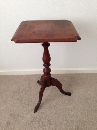 Image 3 of Antique Mahogany Pedestal Table.