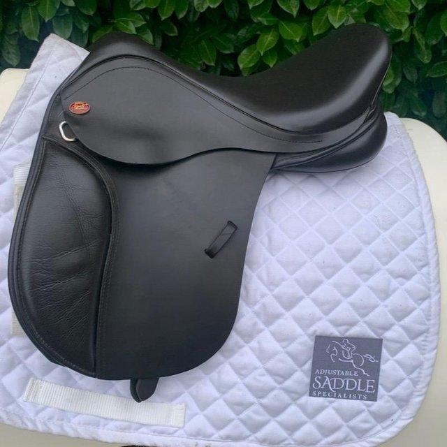 Preview of the first image of Kent And Masters 15 inch pony saddle.