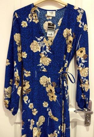 Image 7 of BNWT Wallis Petite Blue Floral Print Midi Dress Christmas