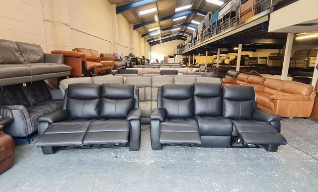 Image 5 of La-z-boy Daytona black leather electric 3+2 seater sofas