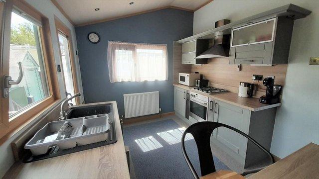 Image 3 of Beautifully presented Two Bedroom Residential Park Home