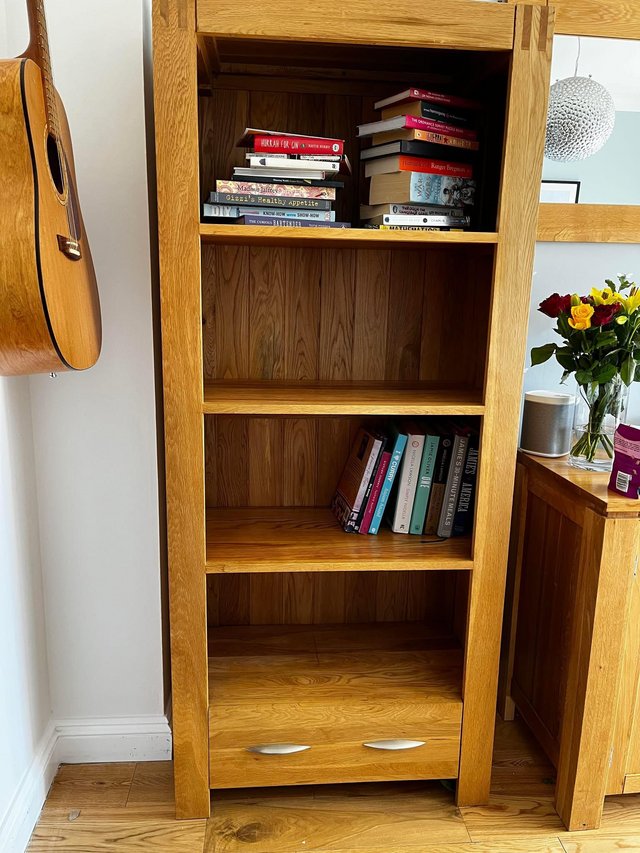 Solid oak wood bookcase with matching tv stand 